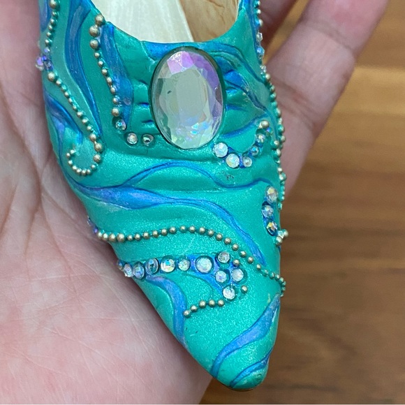 2002 RAINE Just the Right Shoe Enchanted Miniature Ceramic Heel Shoe Figurine - Picture 11 of 15